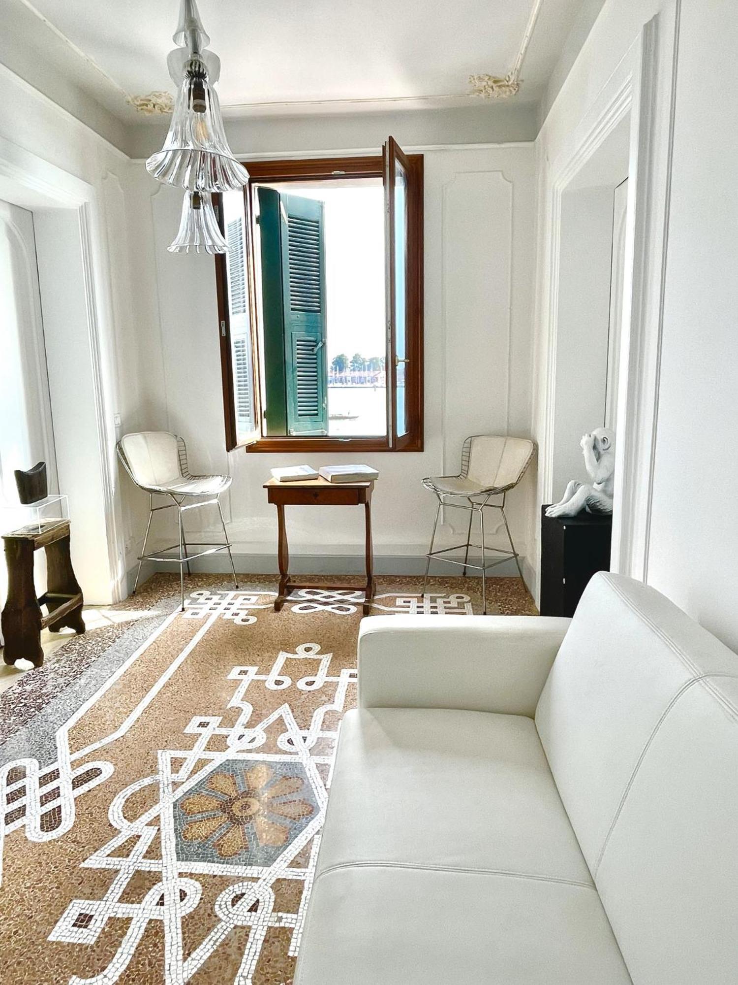 The B Collection - San Marco Riva Schiavoni * Venedig